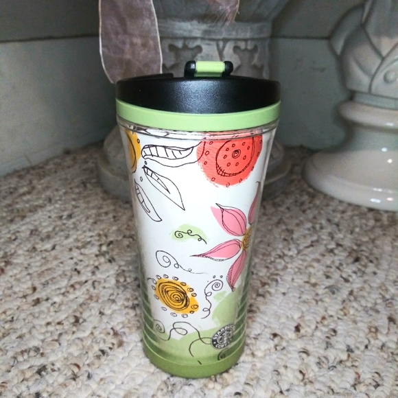 Starbucks 2007 Kids Green & Floral Print Insulated Plastic Travel Mug - Picture 2 of 10